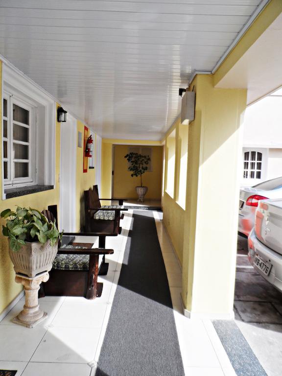 Petit Rivera Hotel Buitenkant foto