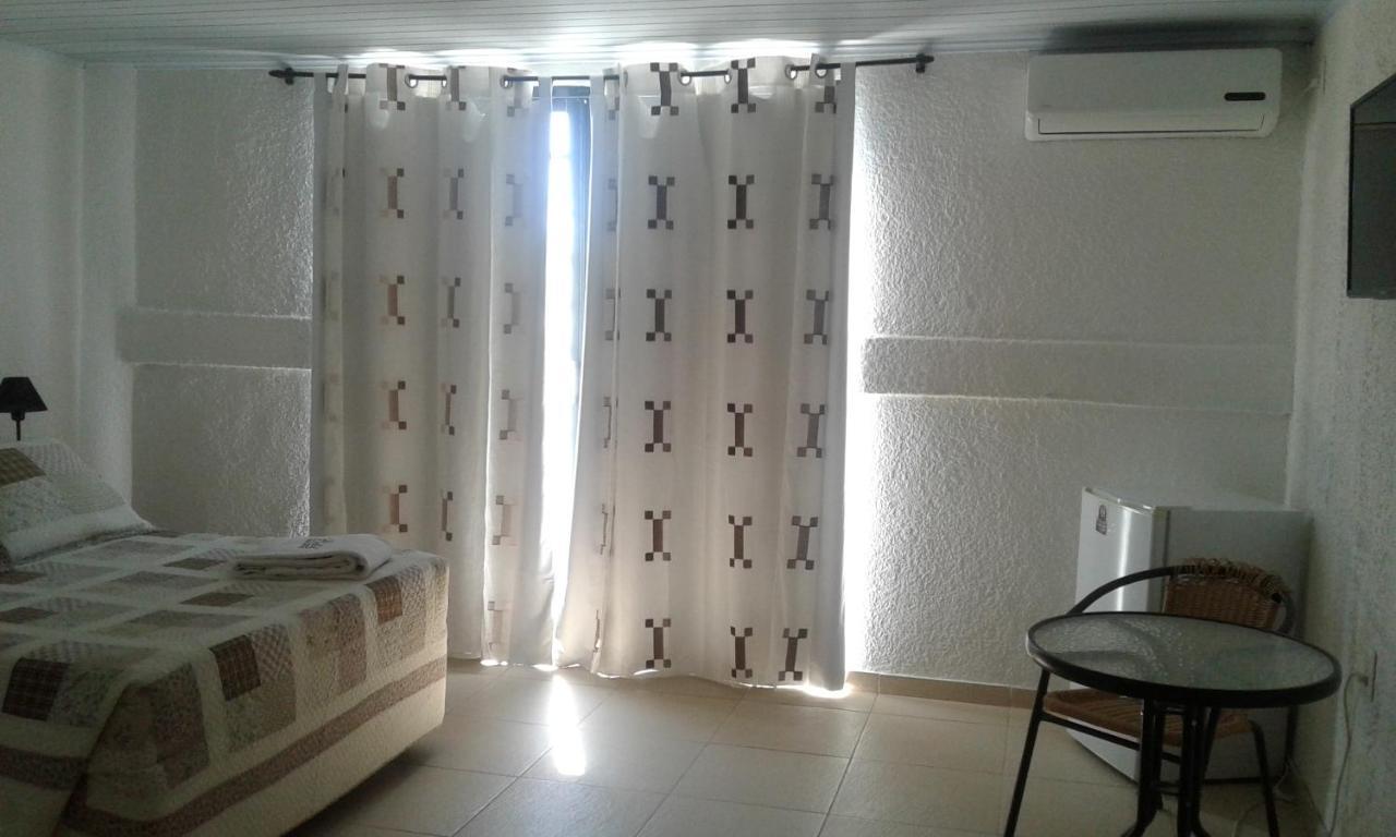 Petit Rivera Hotel Buitenkant foto